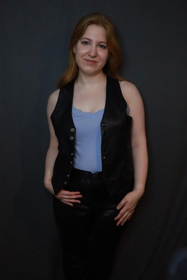 Full Body Alt Full Body Alt